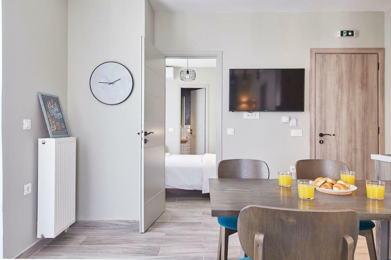 Spacious Suite W. Huge Balcony + Acropolis View Atény Exteriér fotografie